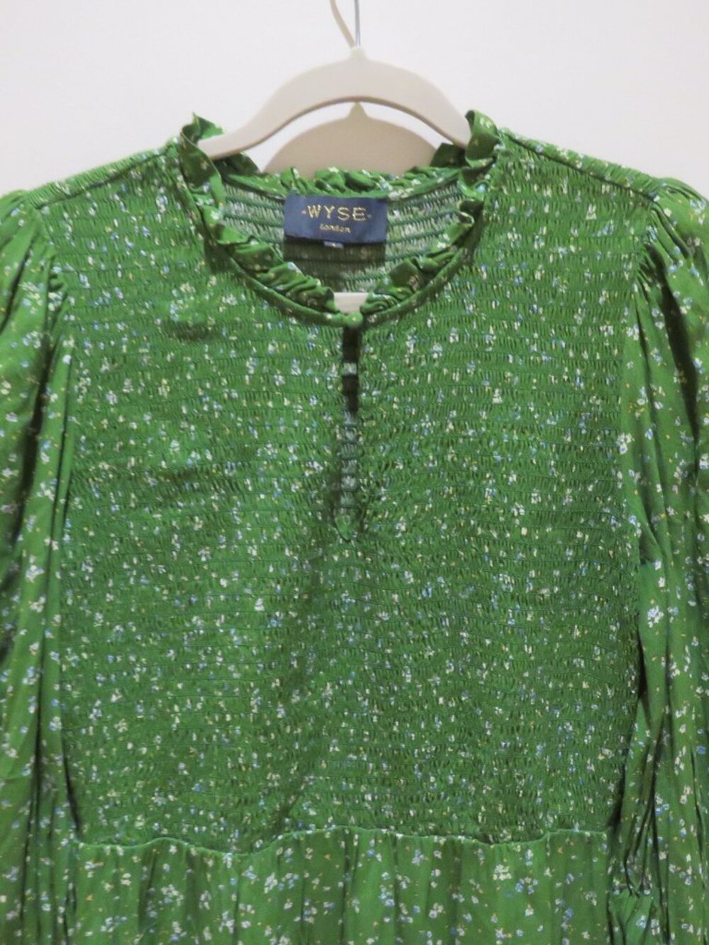 WYSE LONDON Sabine Smocked Tiered Maxi Floral Dress Green US 4 Cottagecore Boho - Picture 4 of 16